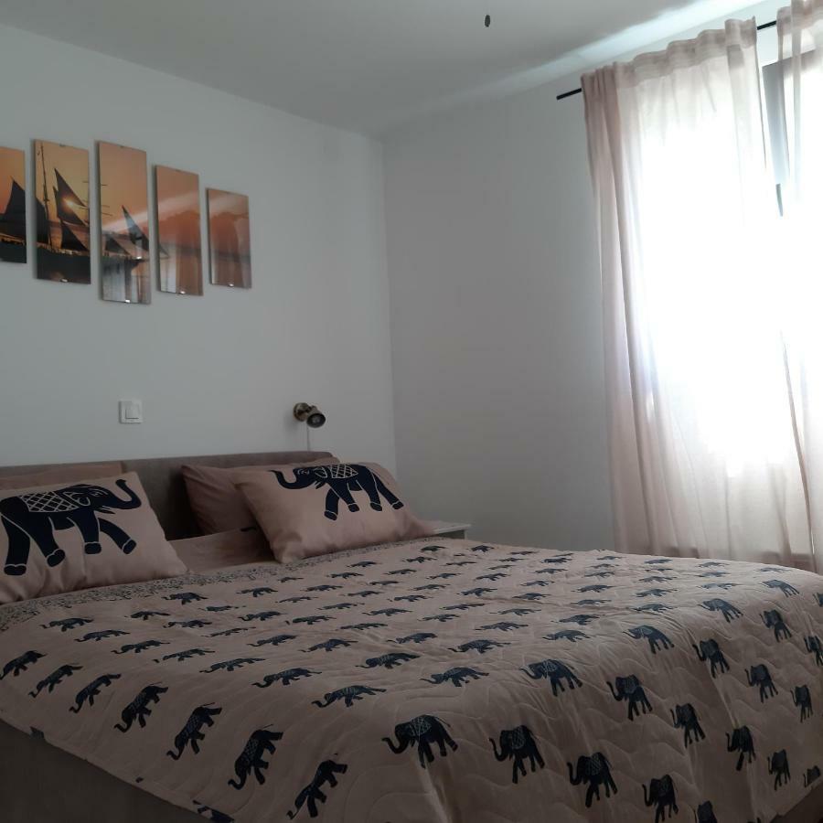 Апартаменты Vitez'S House Novigrad/Knight'S House Novigrad Новиград-Далмация Экстерьер фото