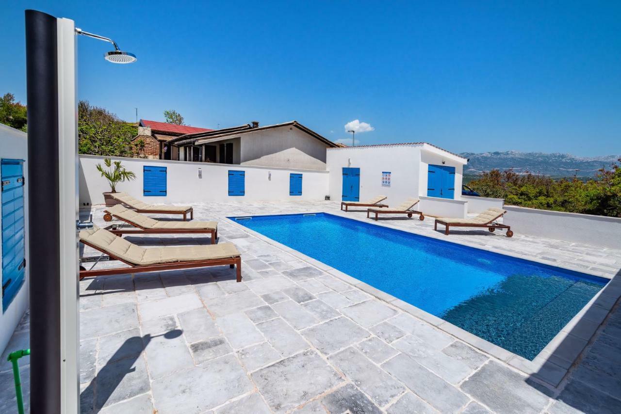 Апартаменты Vitez'S House Novigrad/Knight'S House Novigrad Новиград-Далмация Экстерьер фото