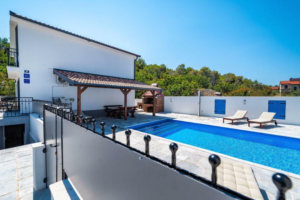 Апартаменты Vitez'S House Novigrad/Knight'S House Novigrad Новиград-Далмация Экстерьер фото